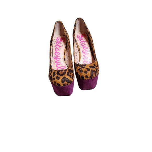 Betsey Johnson Leopard Print Heels with Purple Accents - Picture 5 of 12